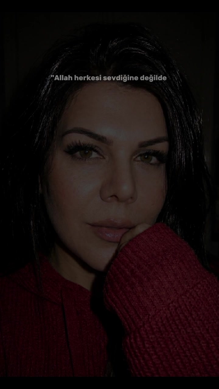 @Yasemin⁰&sup1;