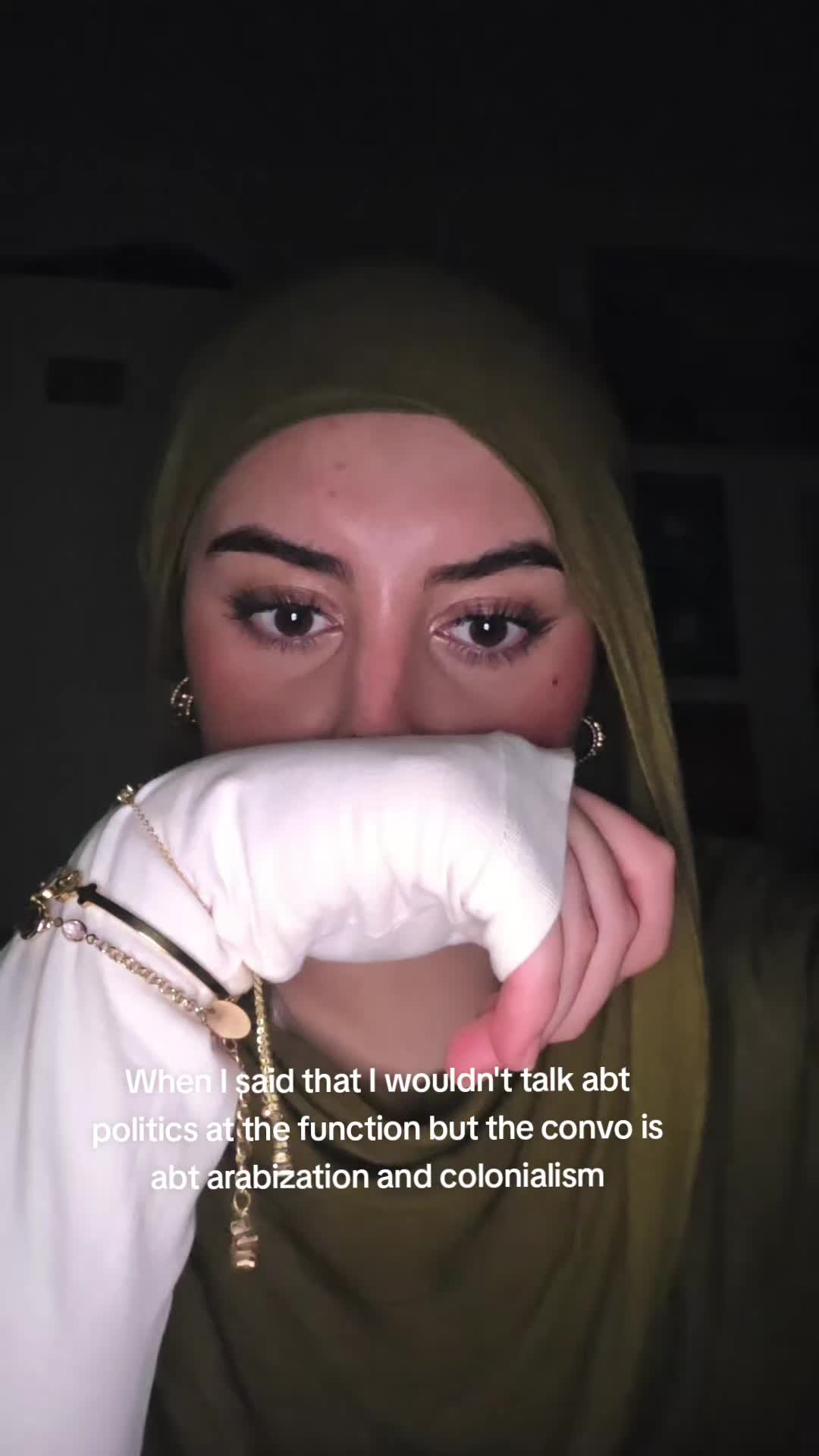 @✹