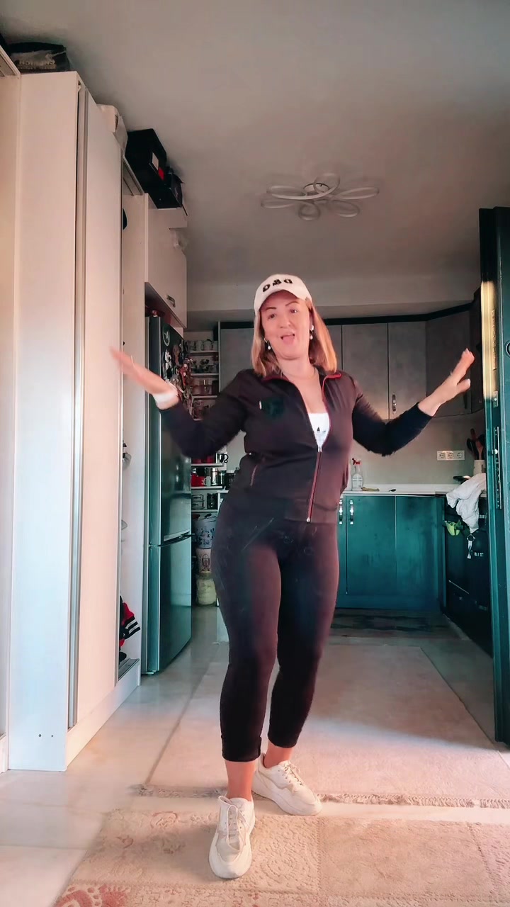 @g&uuml;lten &ouml;zkaya bodrum