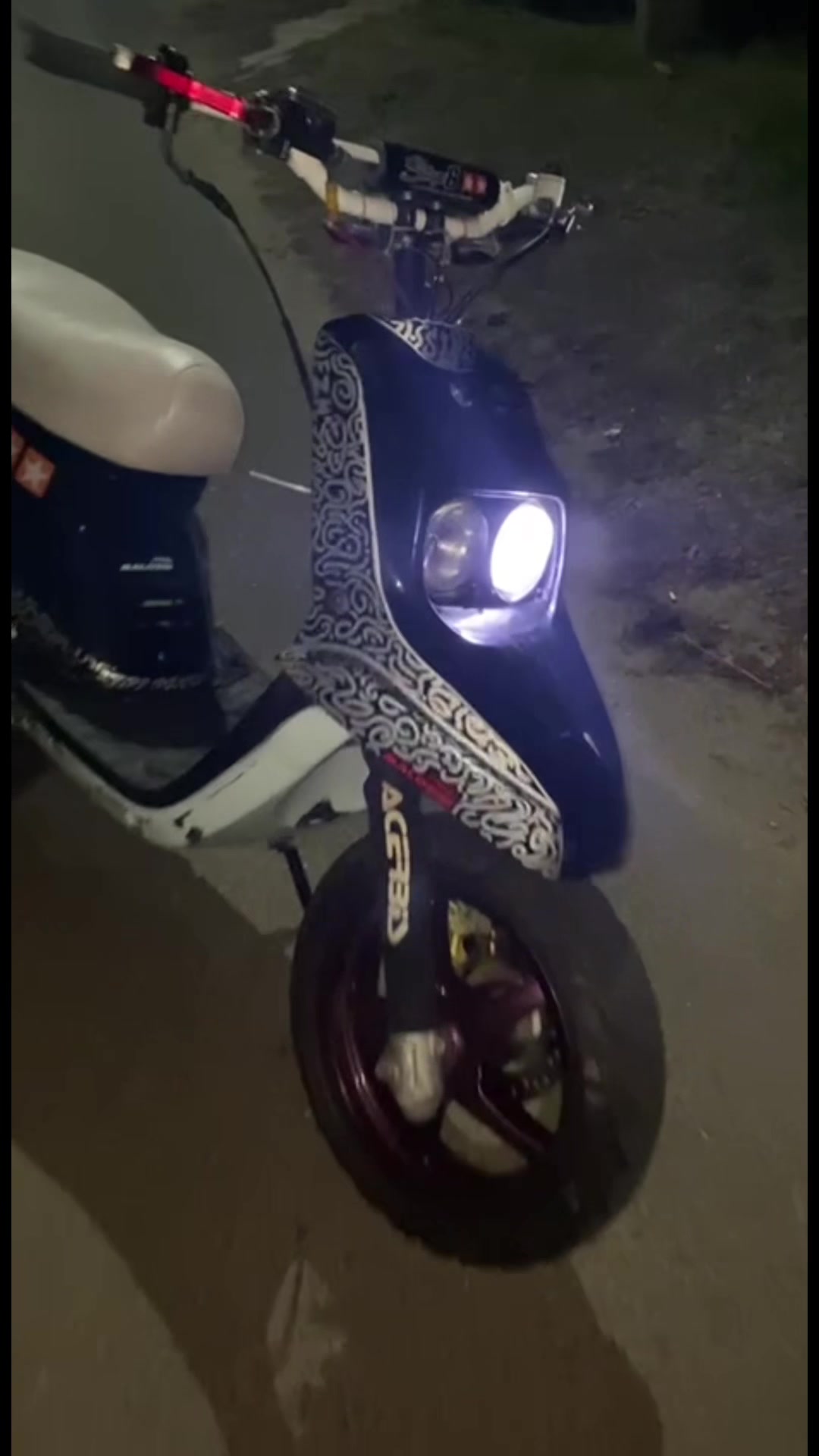 @Кас