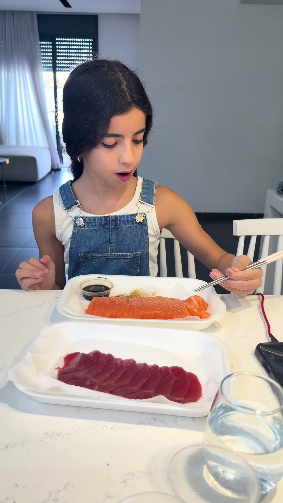 @צחי אוכל את ישראל 🇮🇱