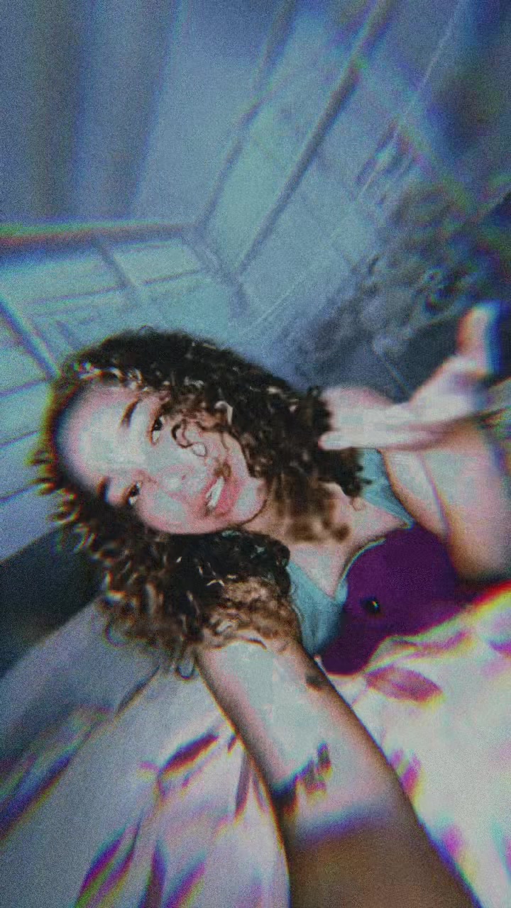 @meshaambrose