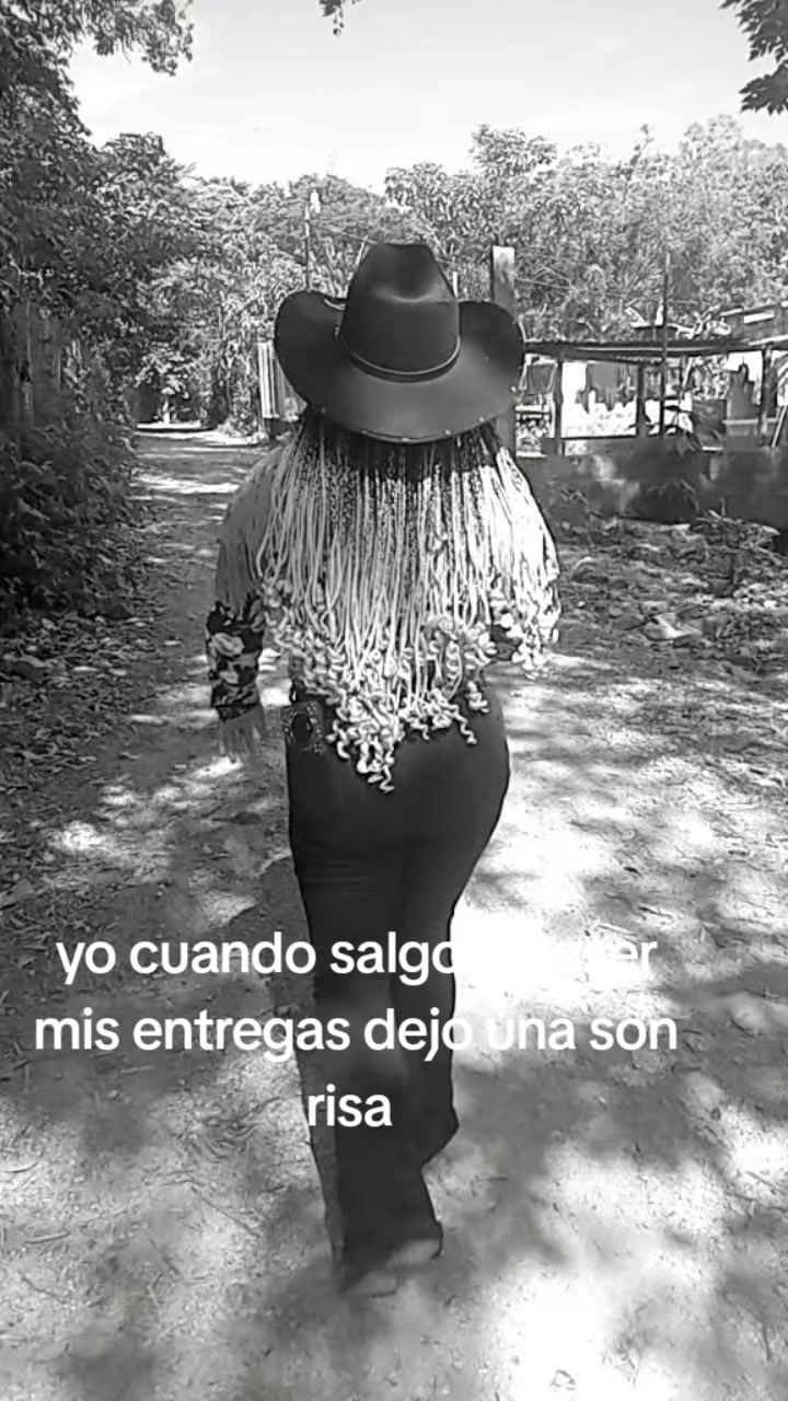 @linda la patrona de comapa