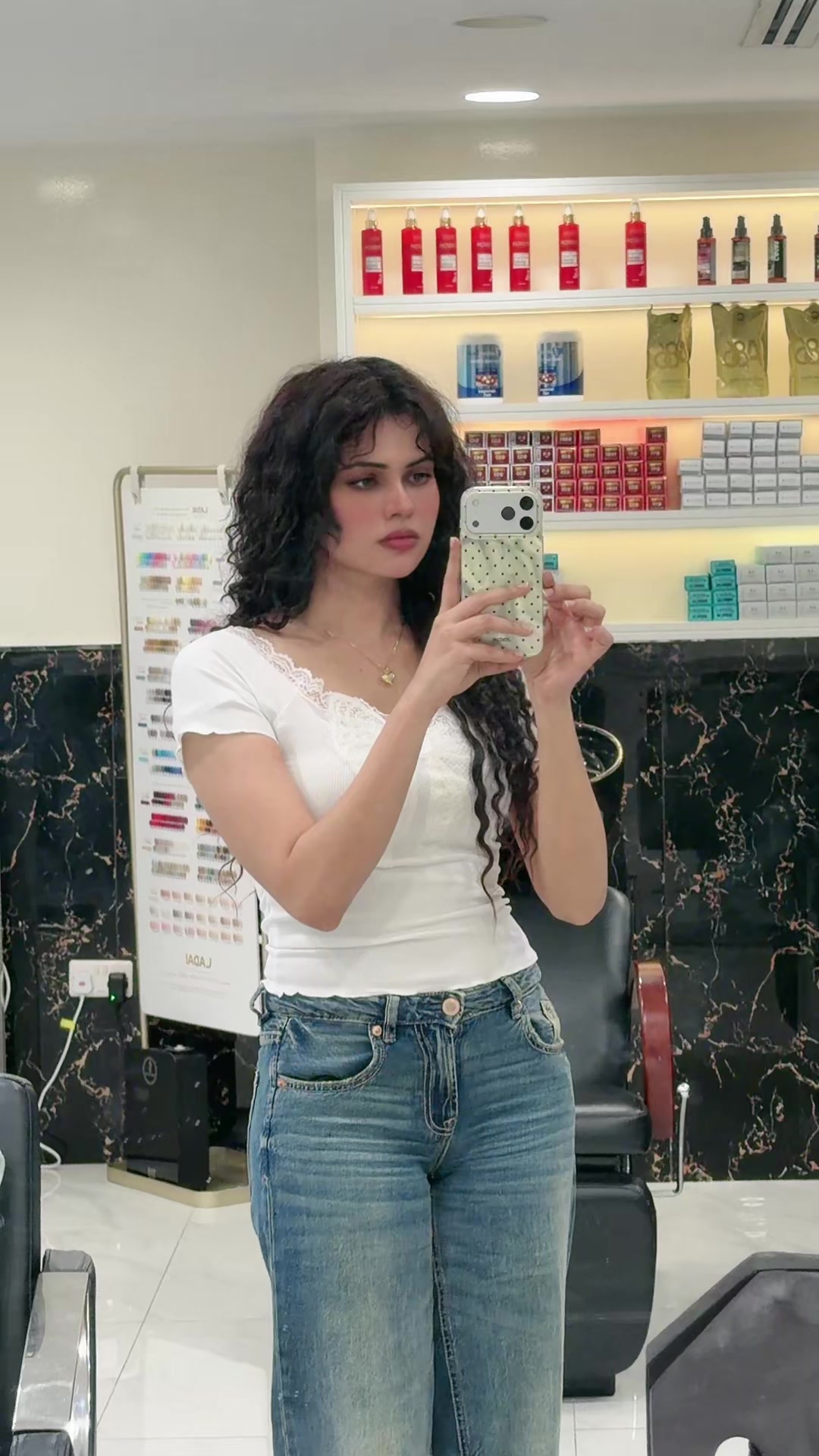 @AMO💎