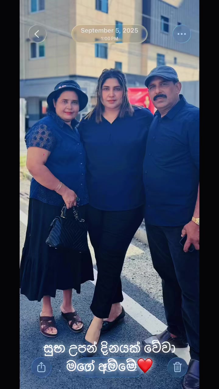 @Chunkygirlsrilanka