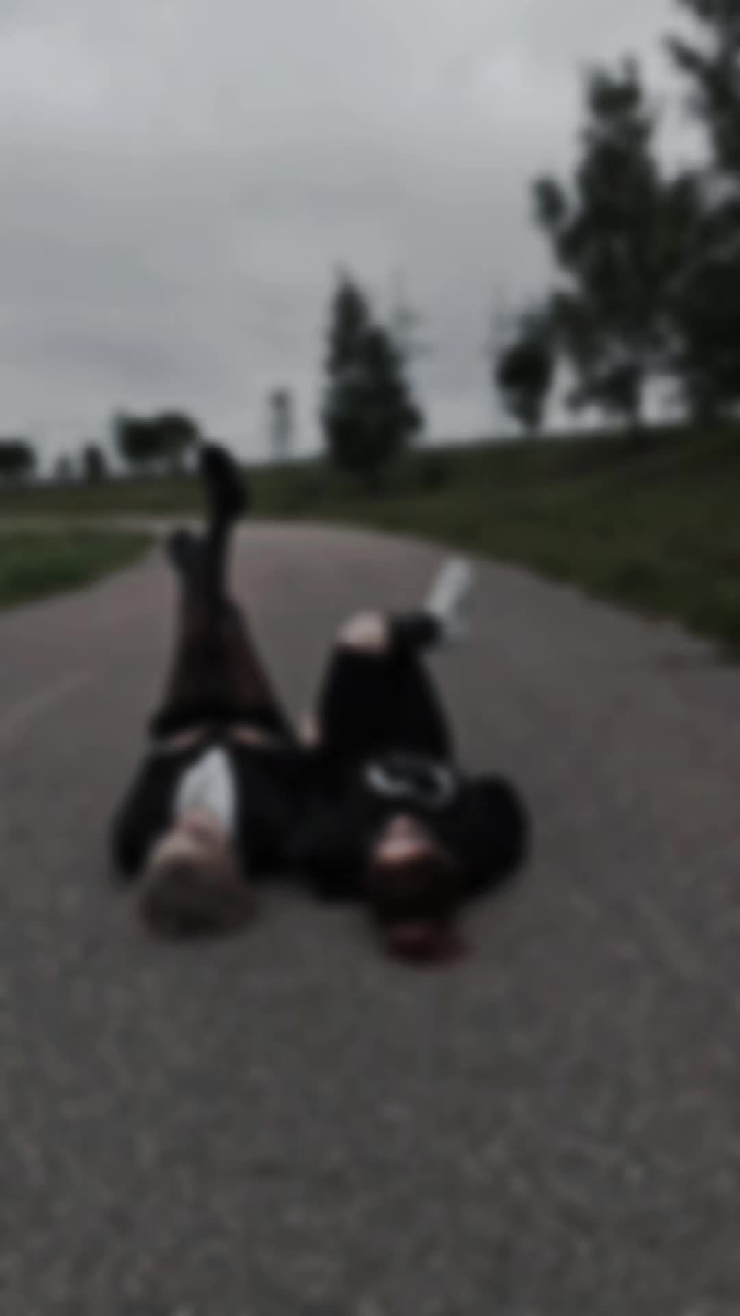 @𝒮𝒾𝓃𝑒𝑔𝓁𝒶𝓏𝓀𝒶
