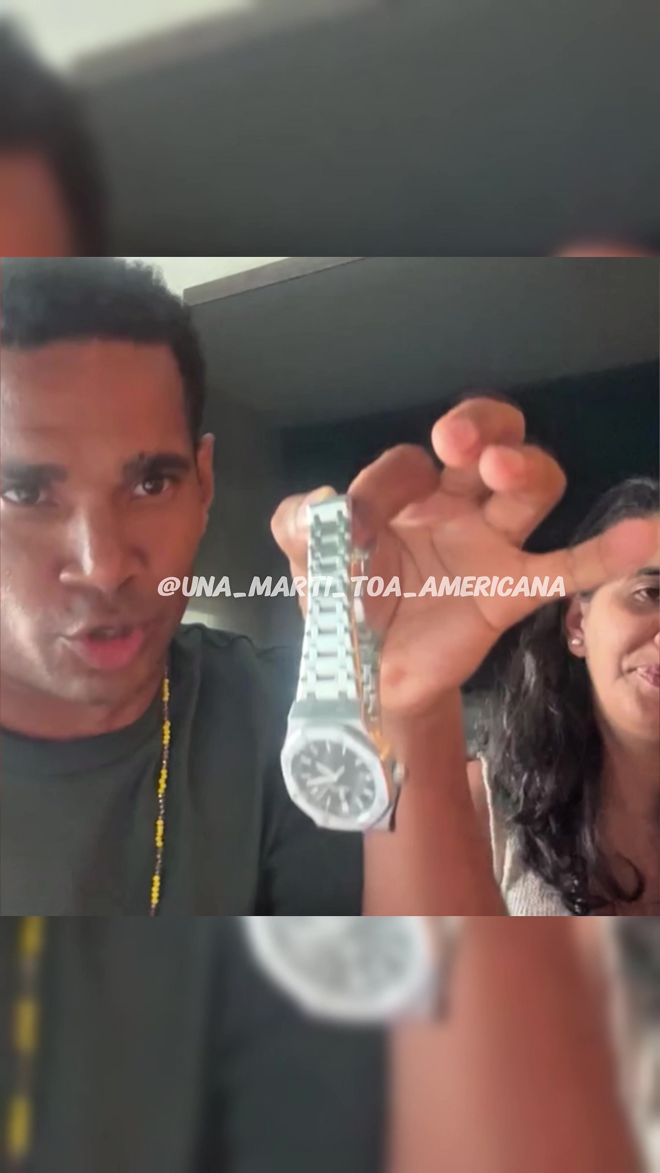 @una_marti_toa_americana