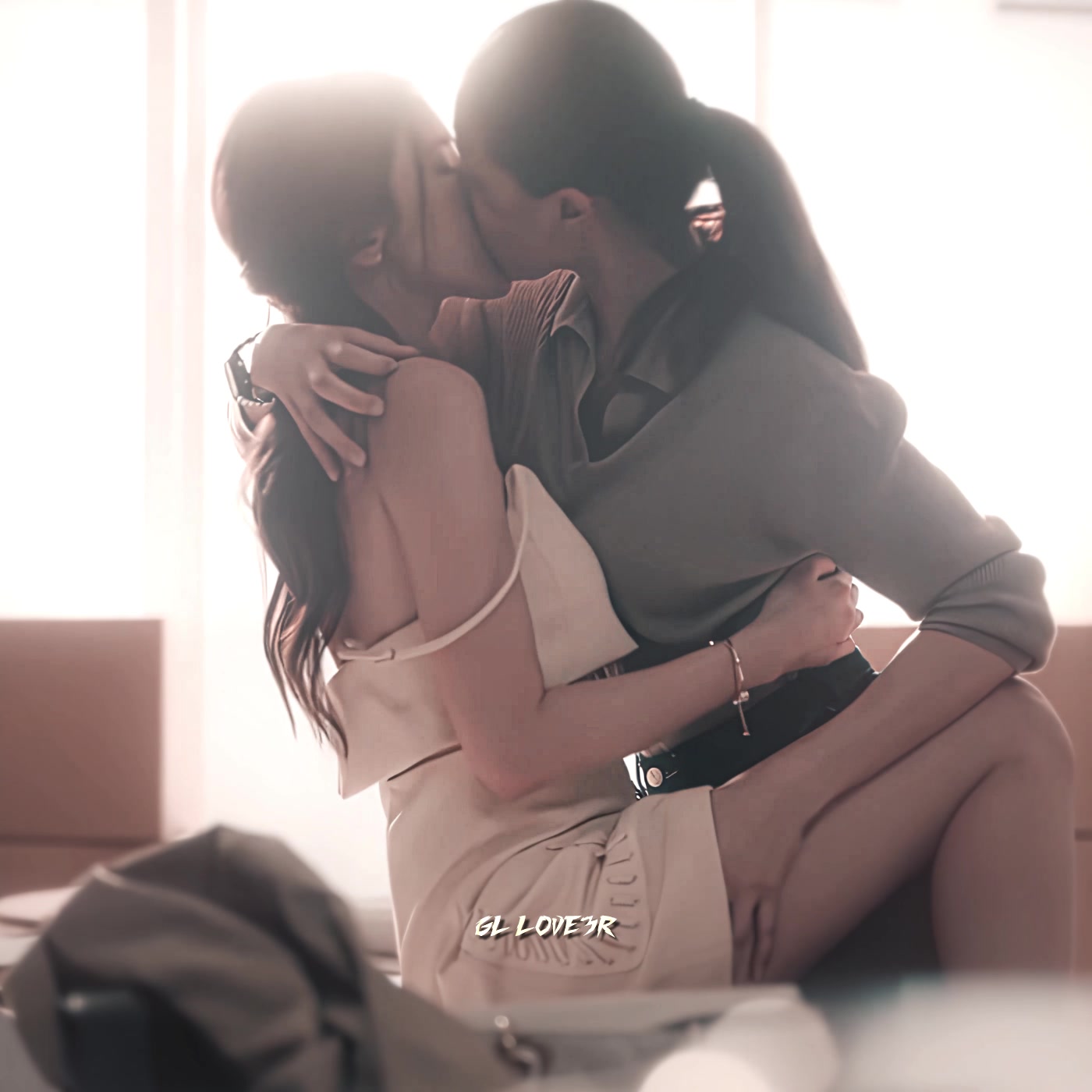 @𝑚𝑖𝑢𝑘
