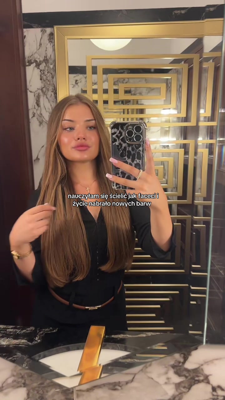 @Yuliia Hodunko