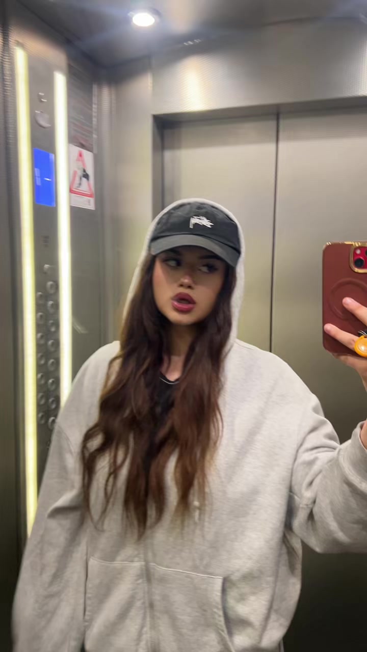 @Варя