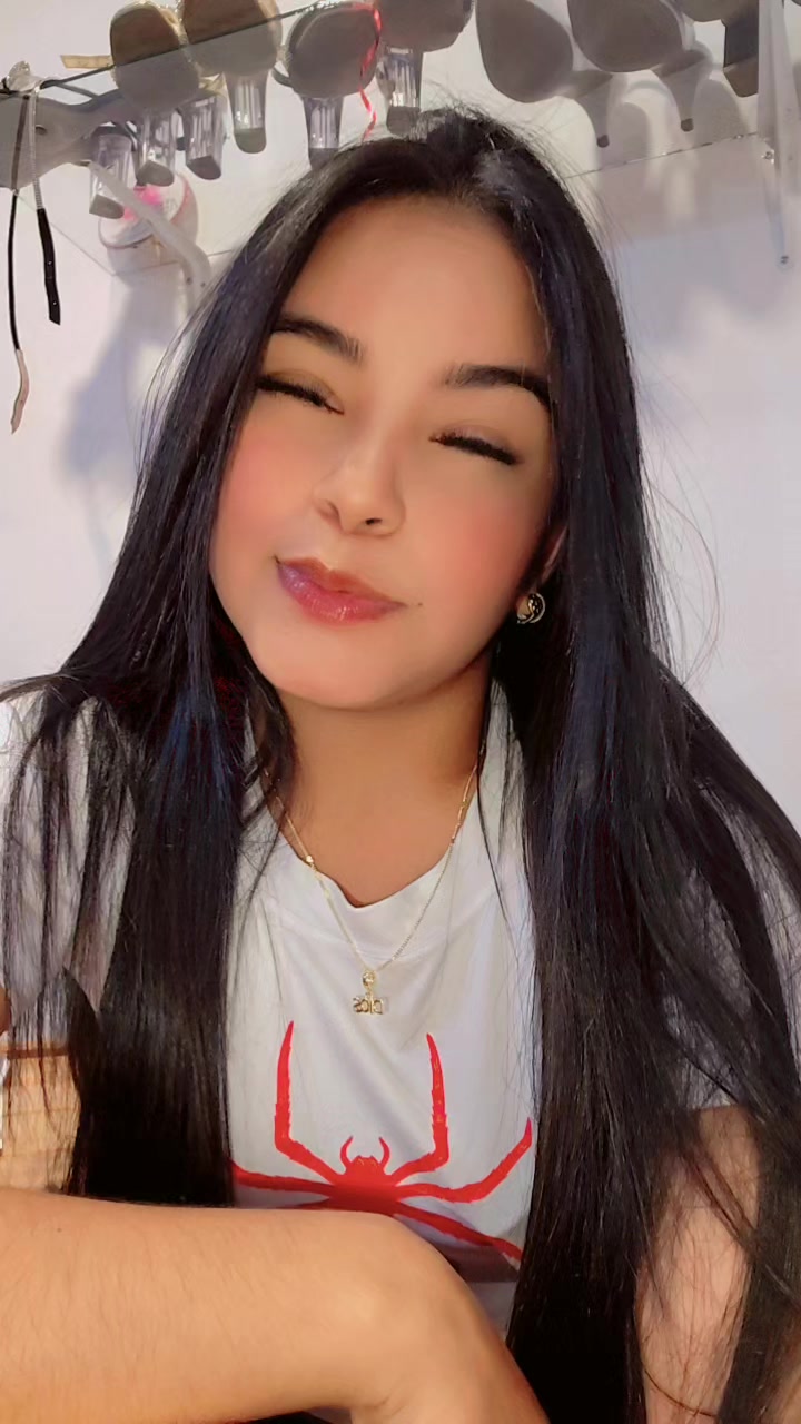 @Génesis Alexandra🩷✨️