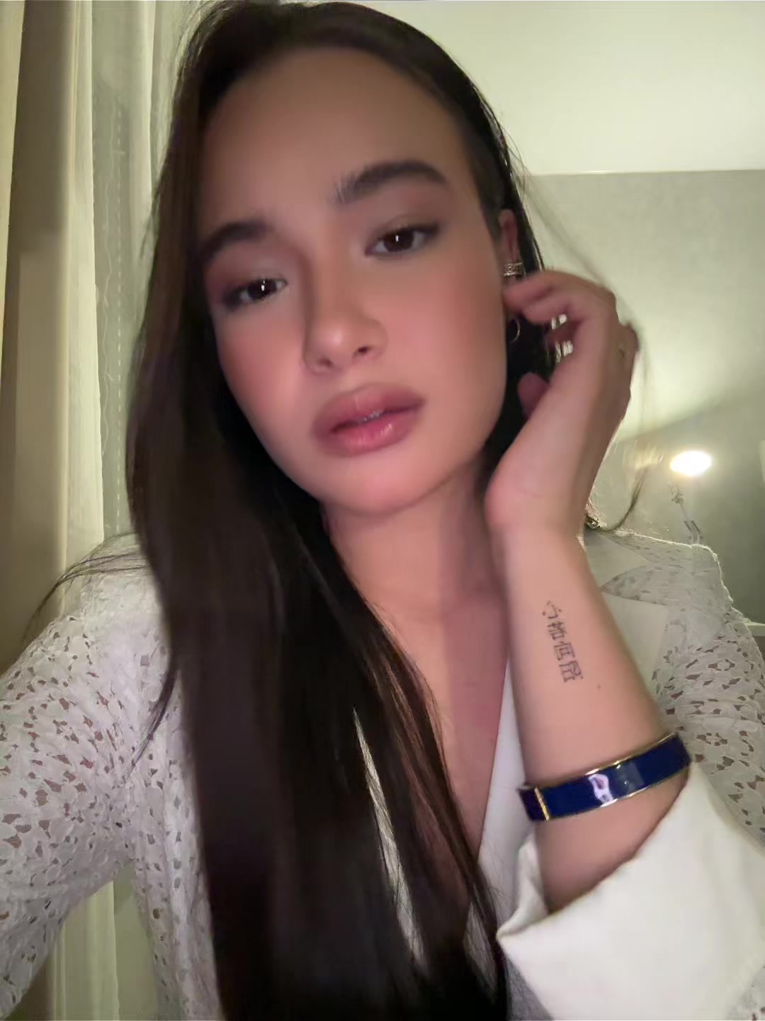 @AM
