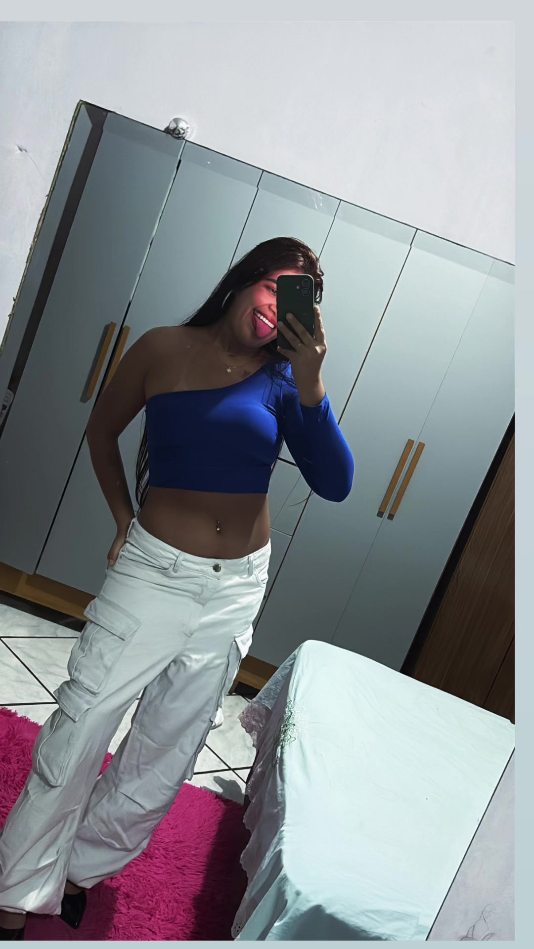 @Raquel_hello