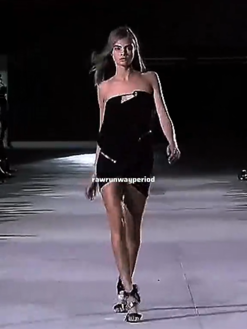 @RawRunway.
