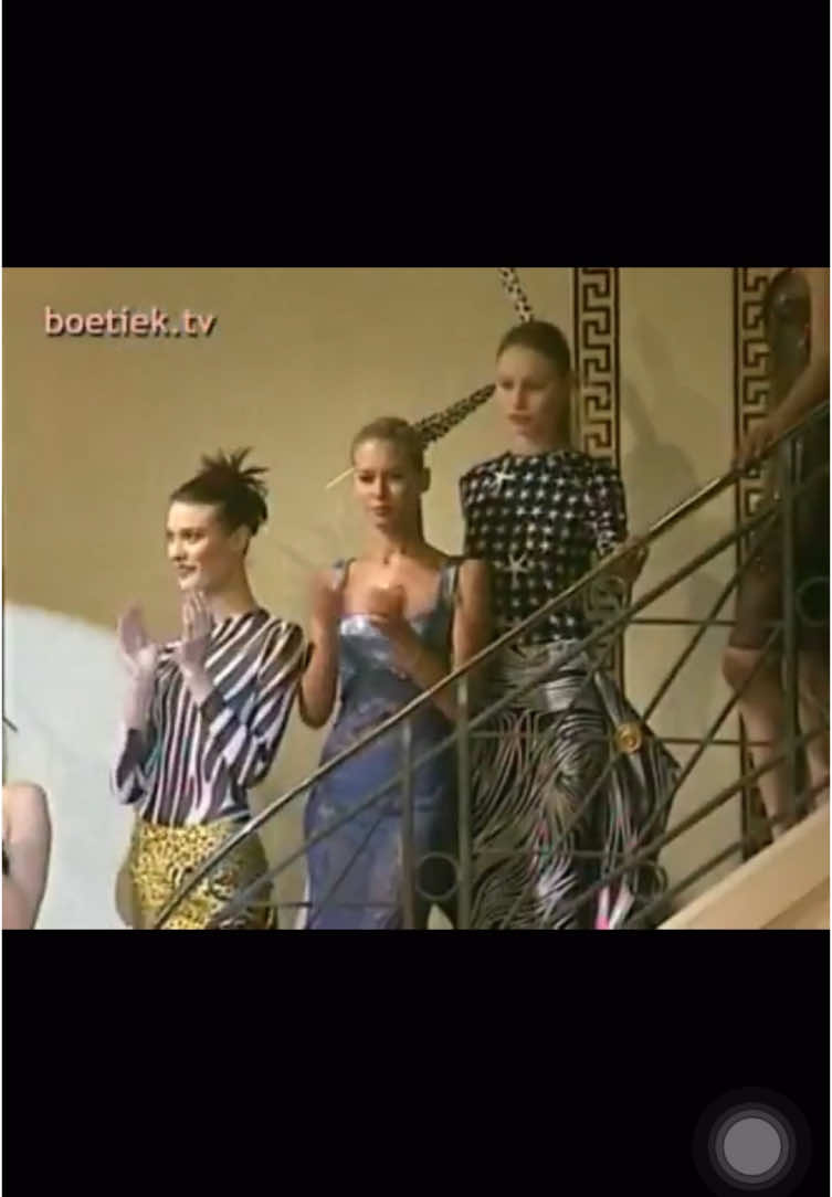 @Fashion90s