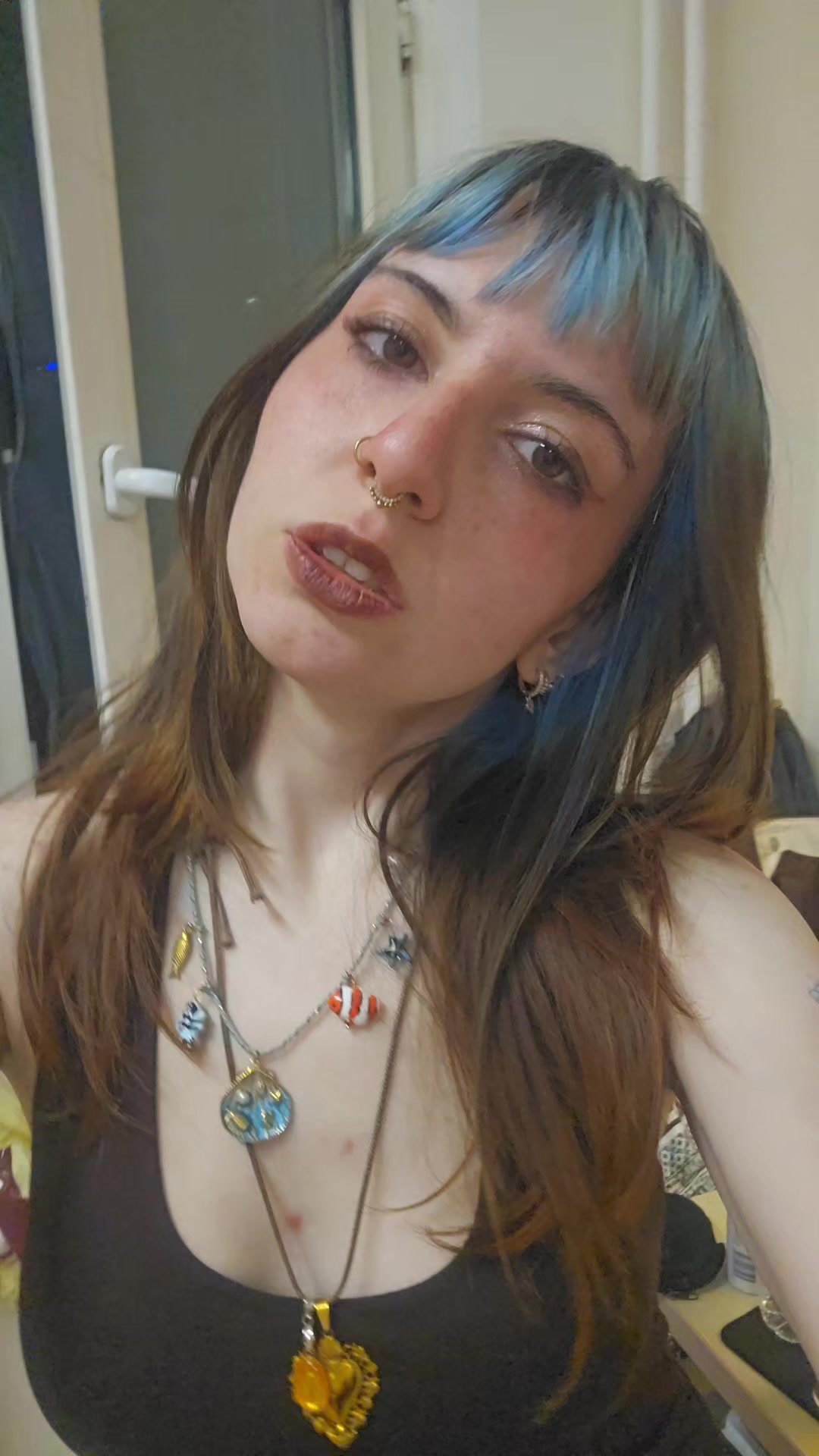 @asya 🦦