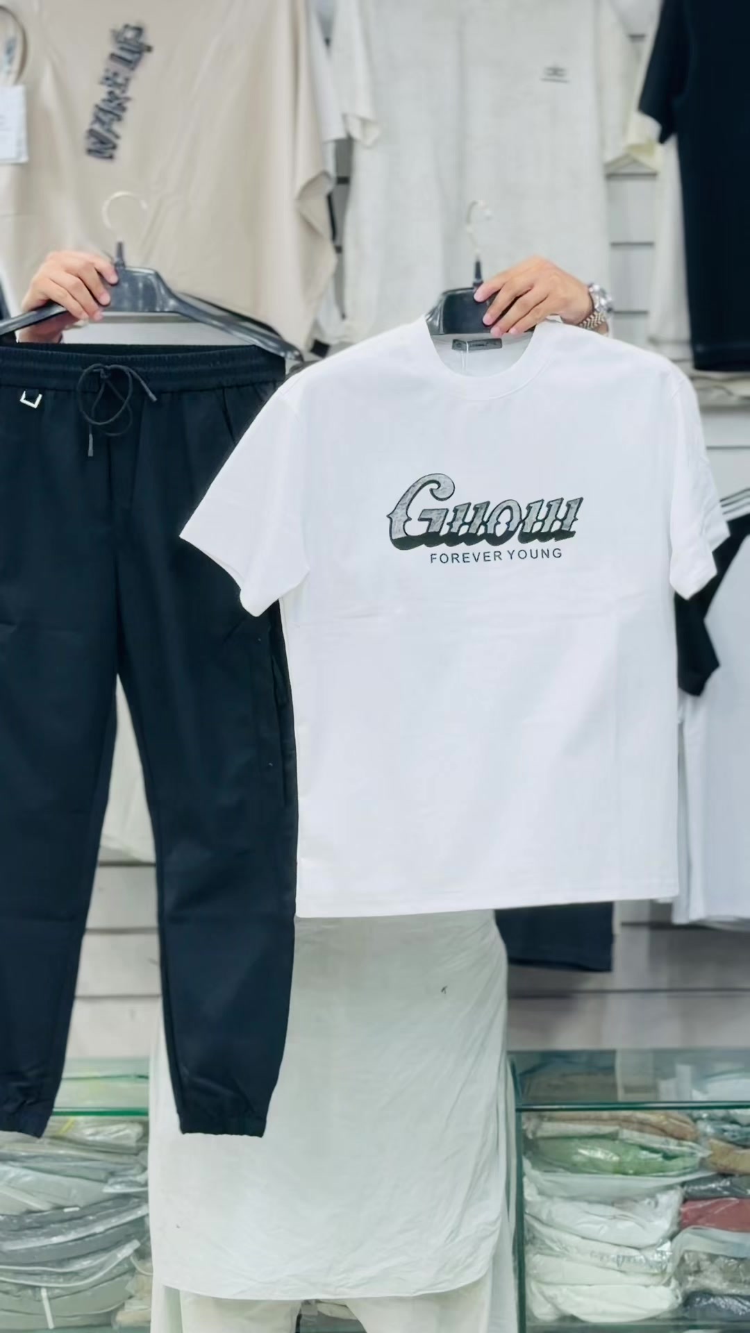 @FIT RIGHT GARMENTS