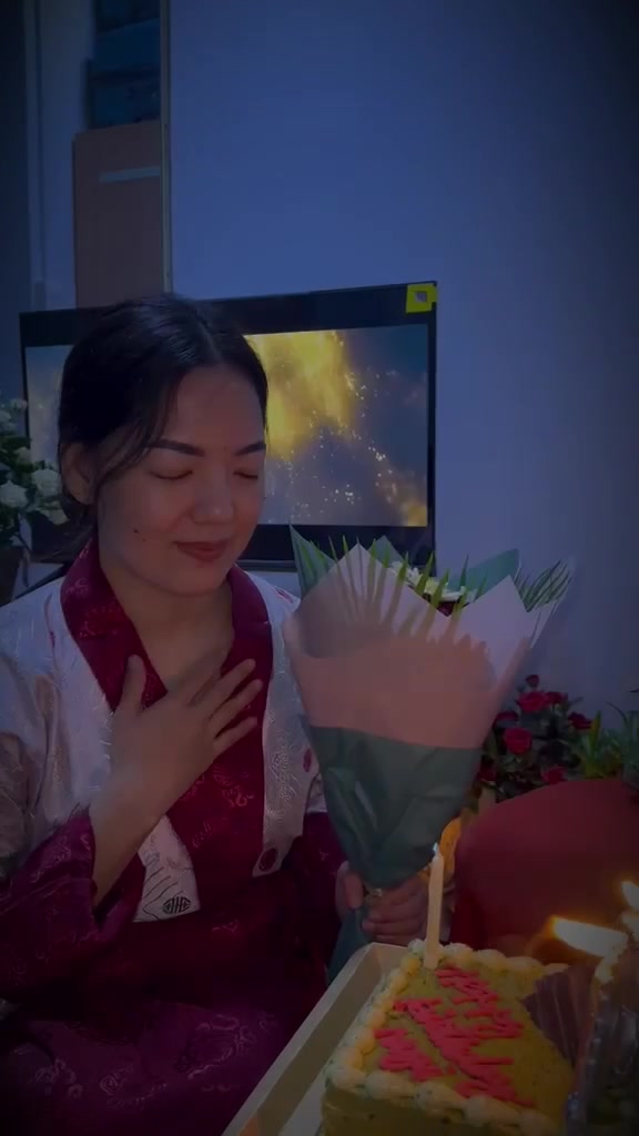 @Enuesha Lama