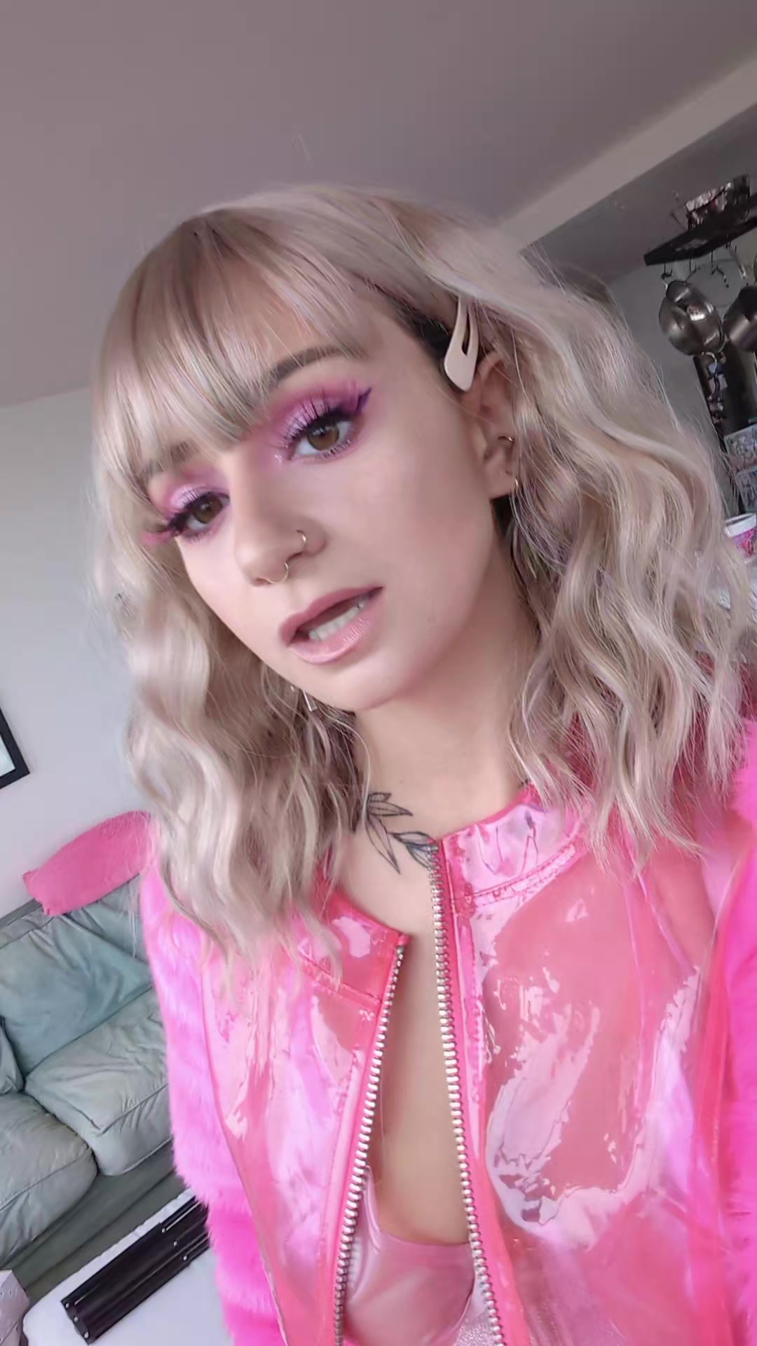 @saint_decadence
