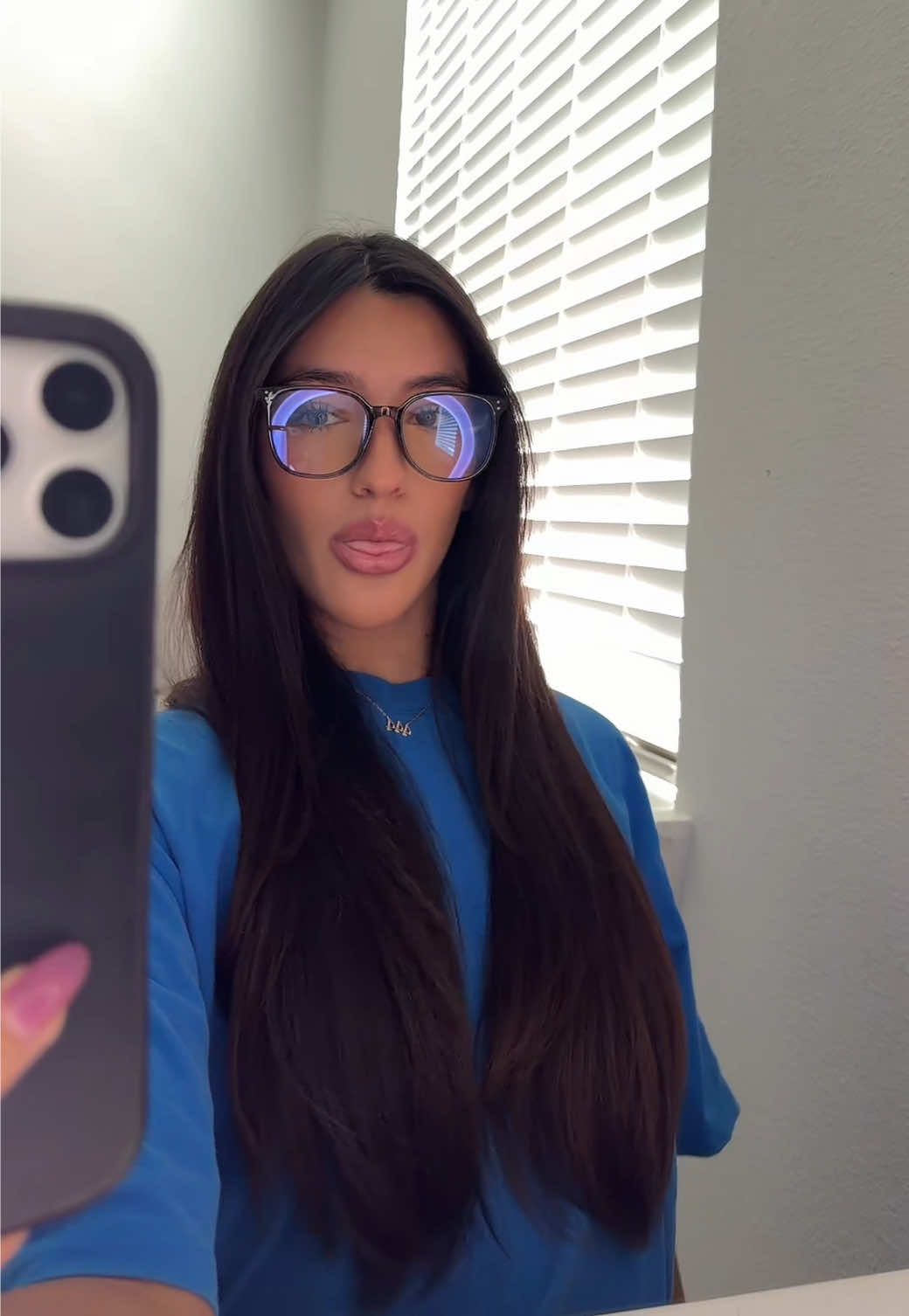 @ximena