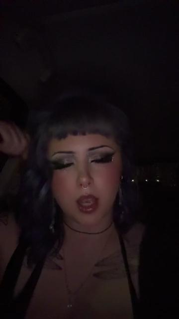 @𝔢𝔩𝔢𝔫𝔞⚢🕯️