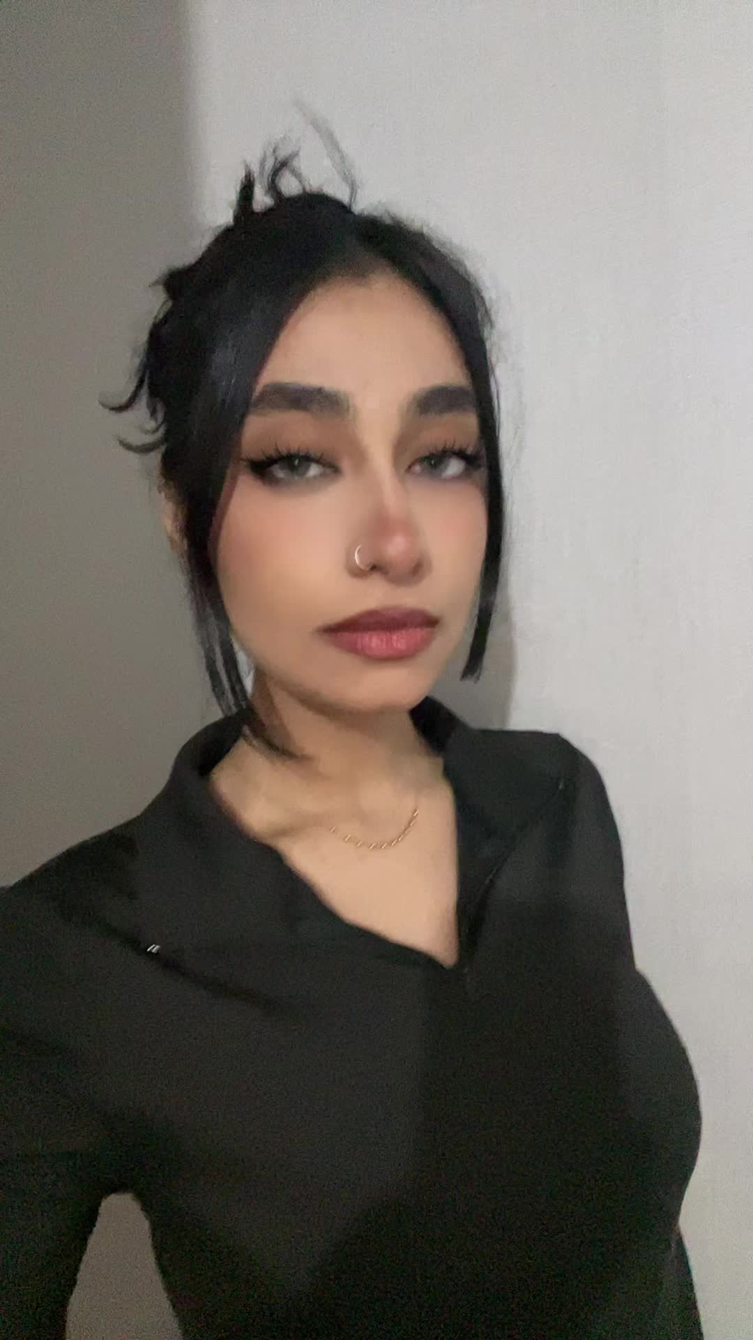 @Donyaaaa