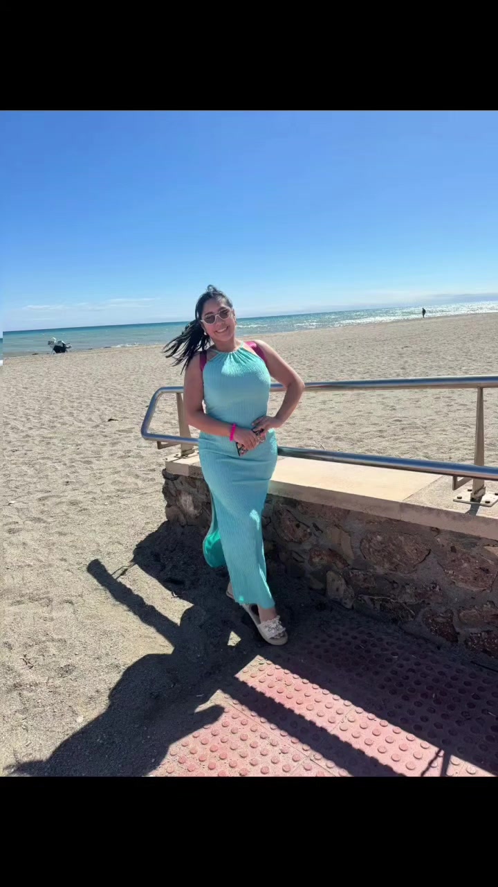 @👑🍒Dani🍒💞