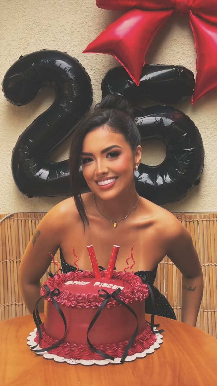 @StephanyMelissa