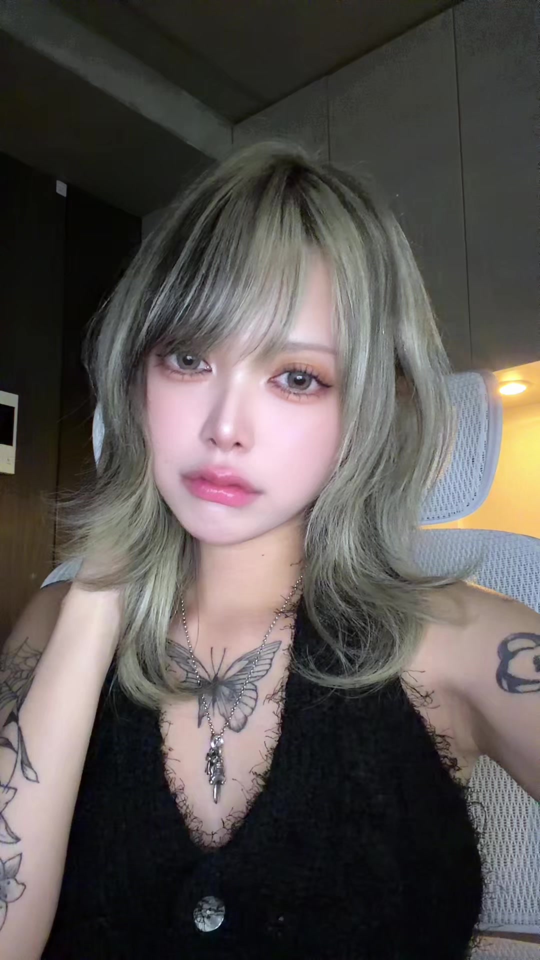 @マユみ