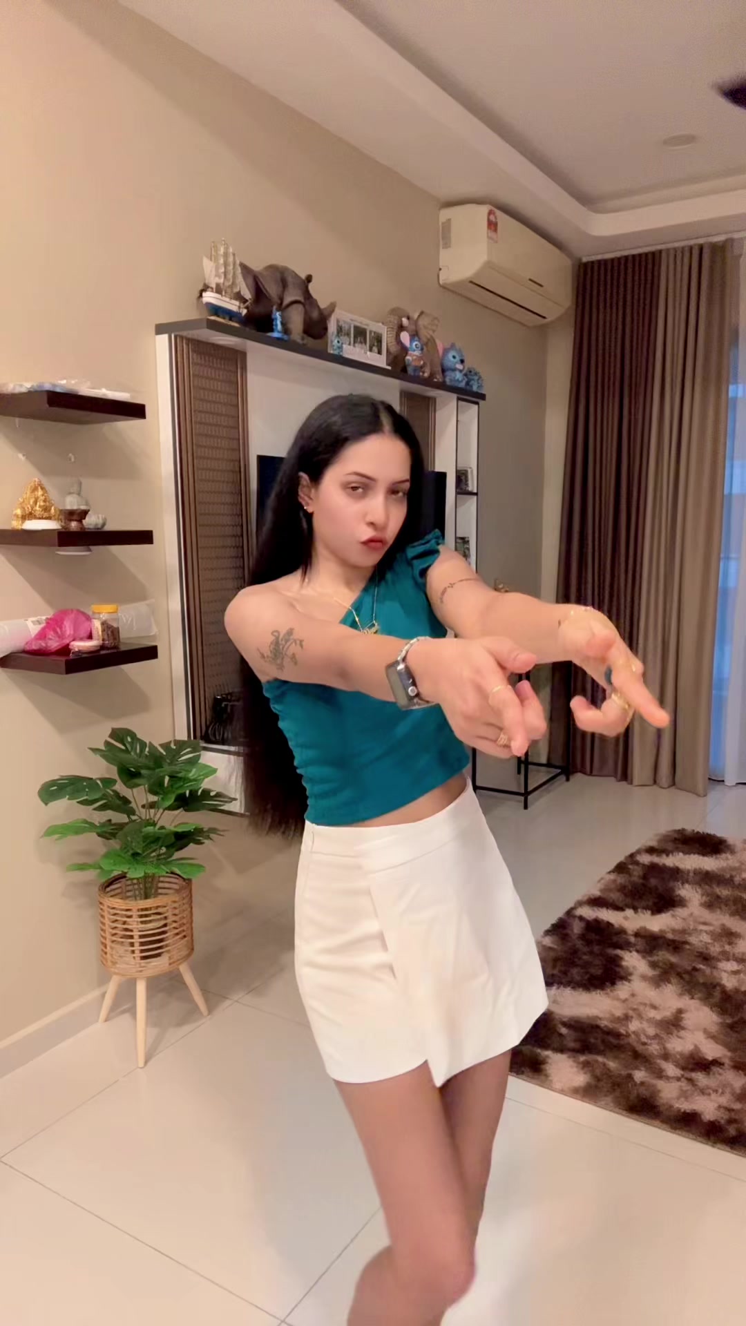 @venoshini_🥀✨🥵