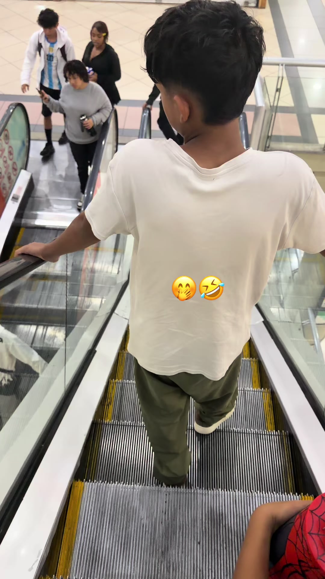 @Nani🌺