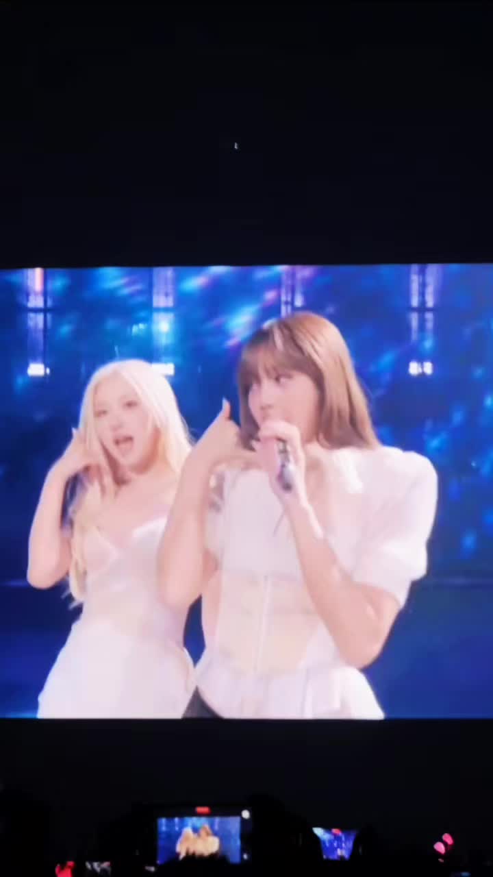 @♡☆𝐉𝐉𝐋𝐑☆♡☆♡☆𝐁𝐋𝐈𝐍𝐊☆♡