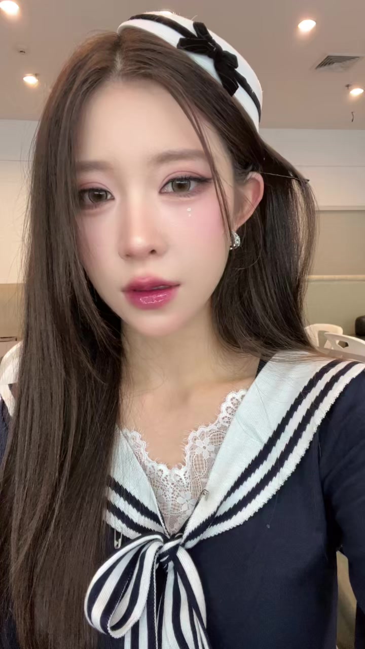 @Alizeee🩷🦖