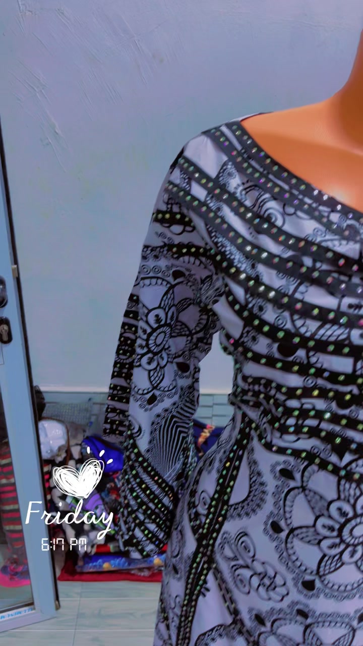 @Ayisha fashion hub 👗✂️🪡🧵