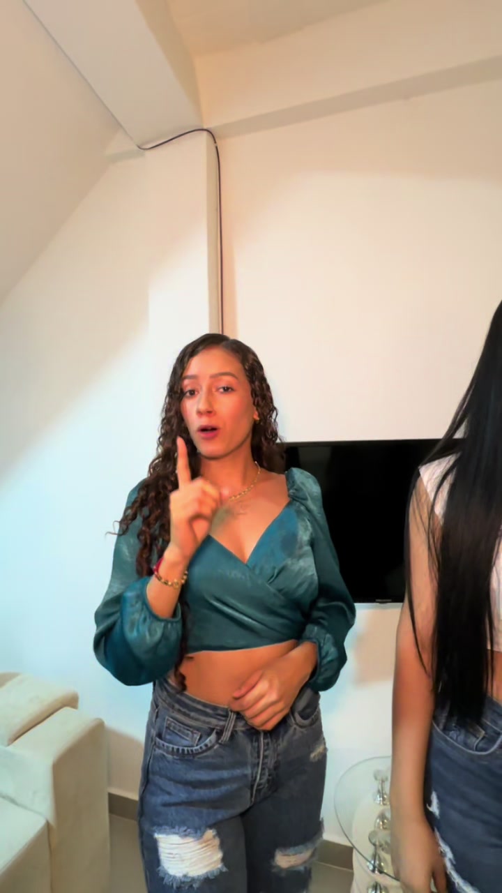 @lashernandezoficial