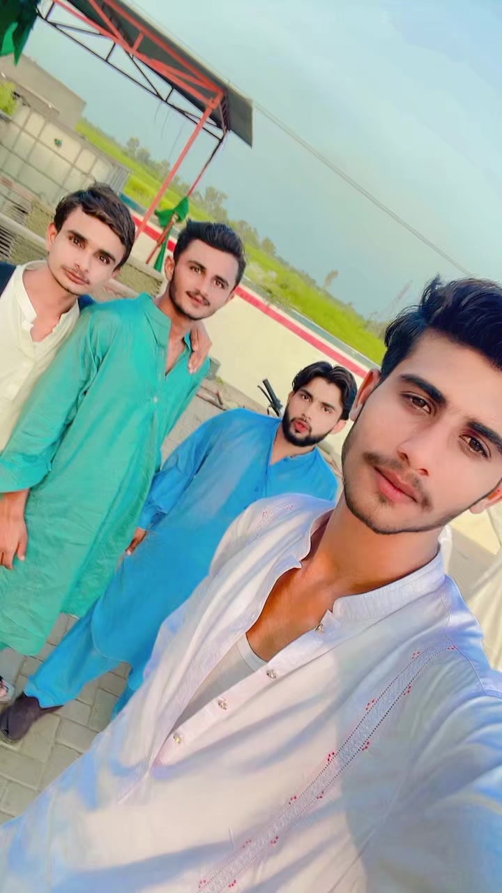 @Farhan kaila❤️