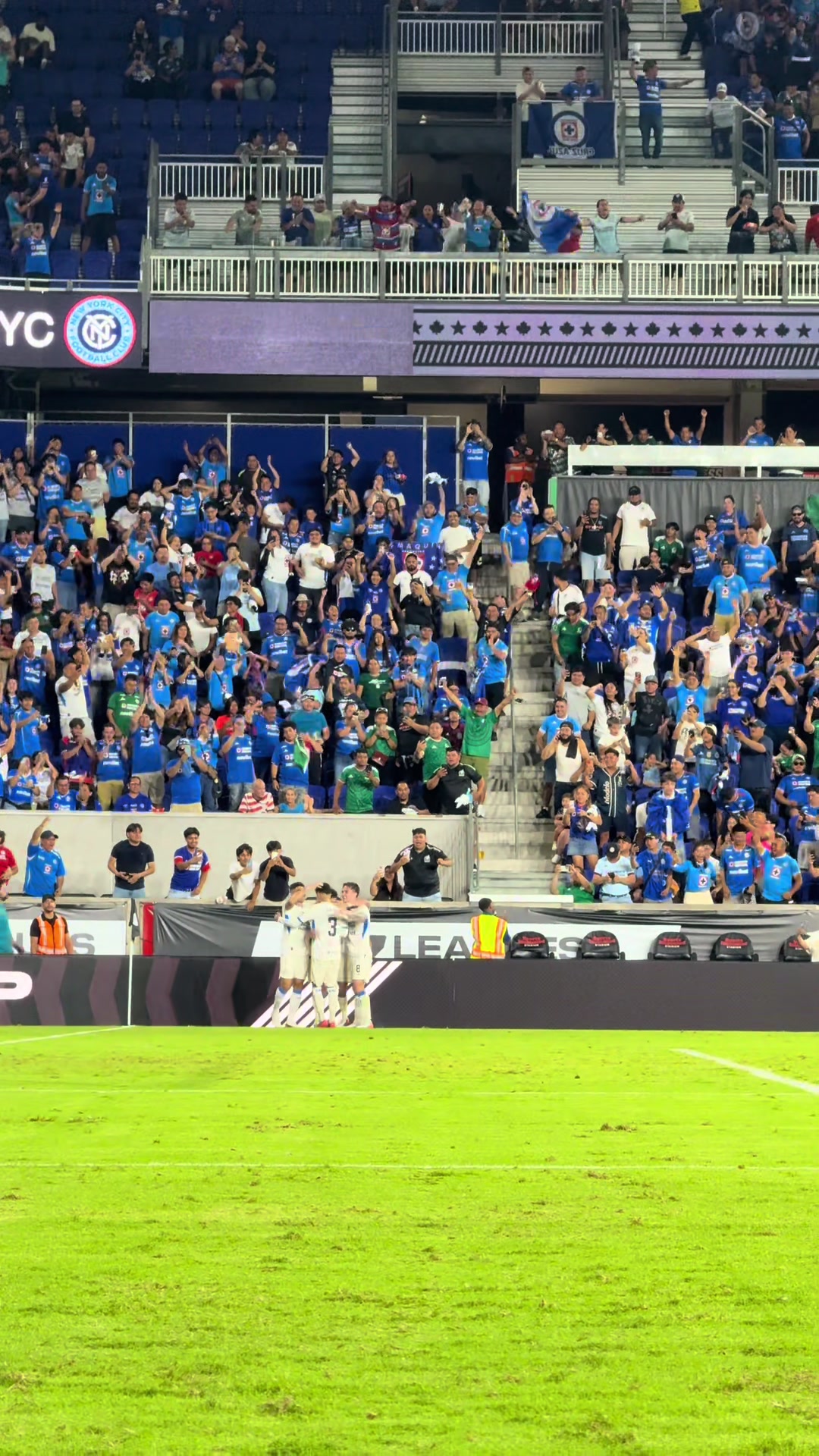 @Cruz Azul
