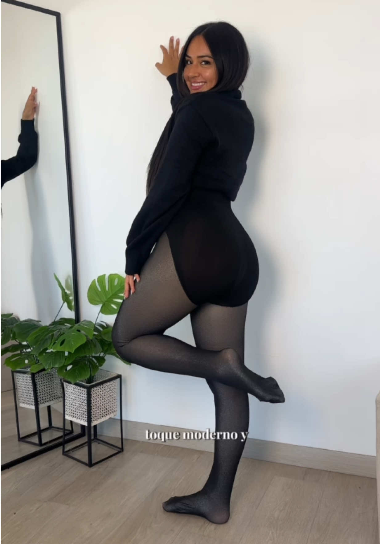 @𝐂𝐨𝐧𝐧𝐲𝐁𝐨𝐮𝐭𝐢𝐪𝐮𝐞