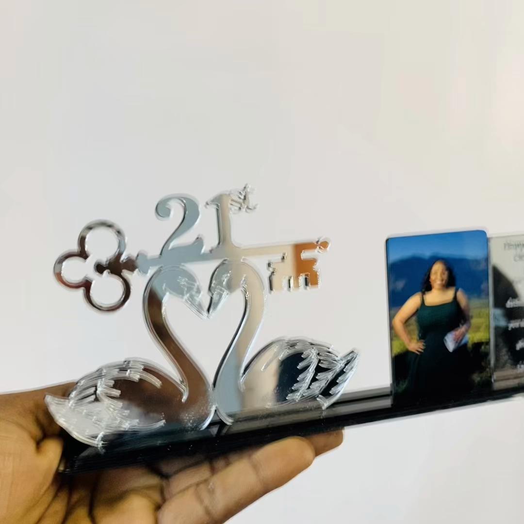 @J & Z Creative Studio