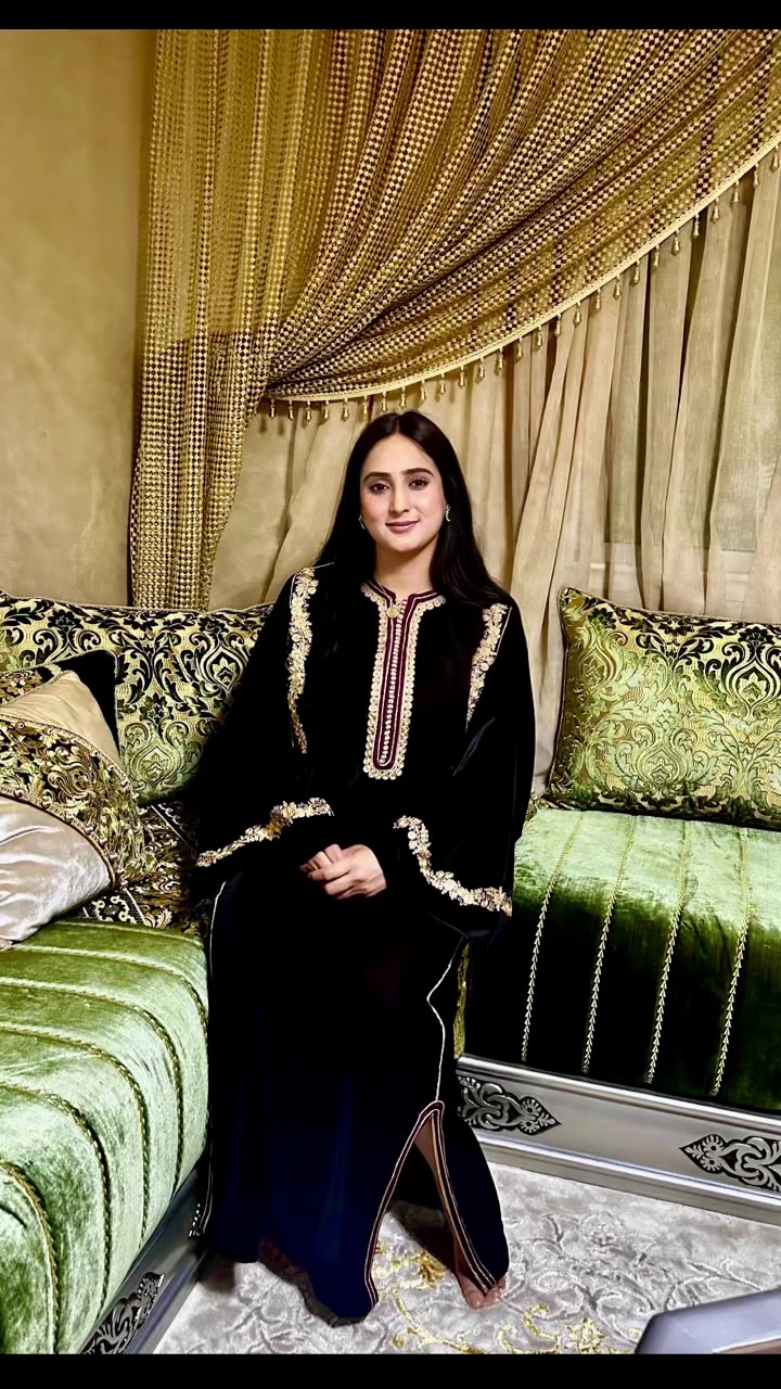 @اسية&ensp;ام&ensp;سادن