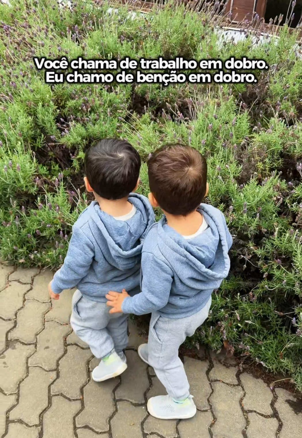 @Ka | Mãe dos Gêmeos