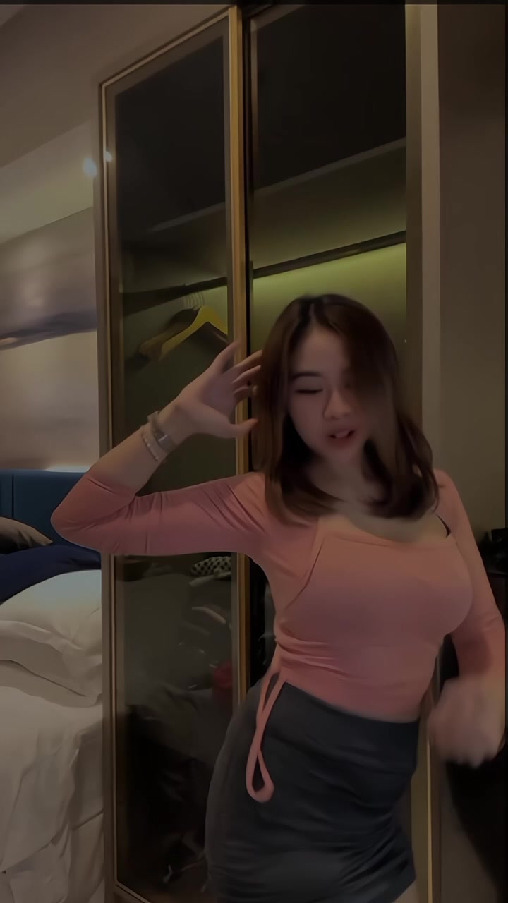 @𝑀𝑎𝑦 𝑥 𝑂𝑉𝐸𝑅𝑌𝑂𝑁𝐸
