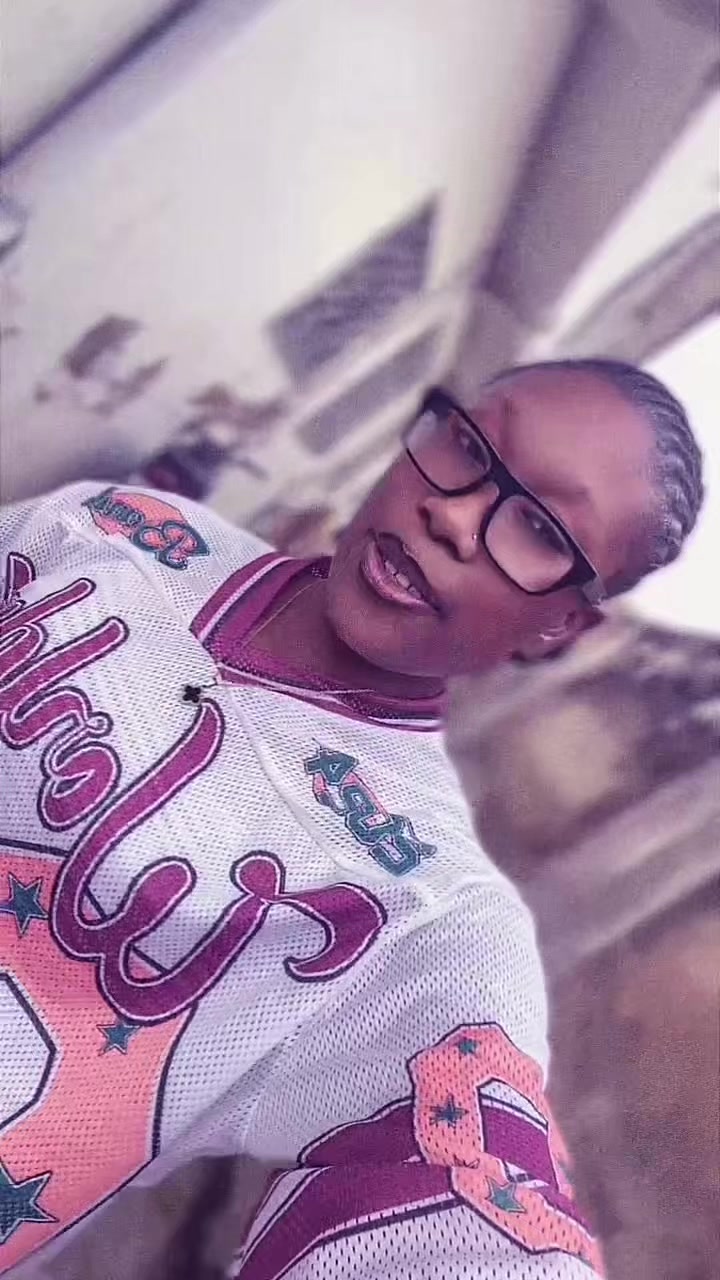 @Amoke 💚🫥💫🦴🔥