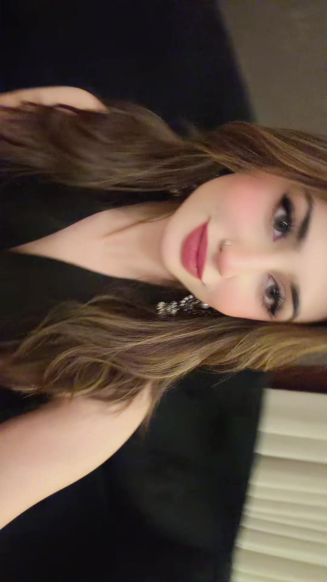 @annienisaar