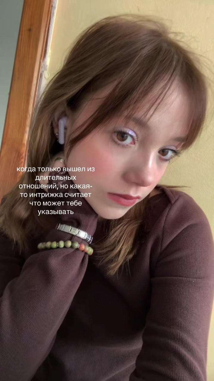 @???
