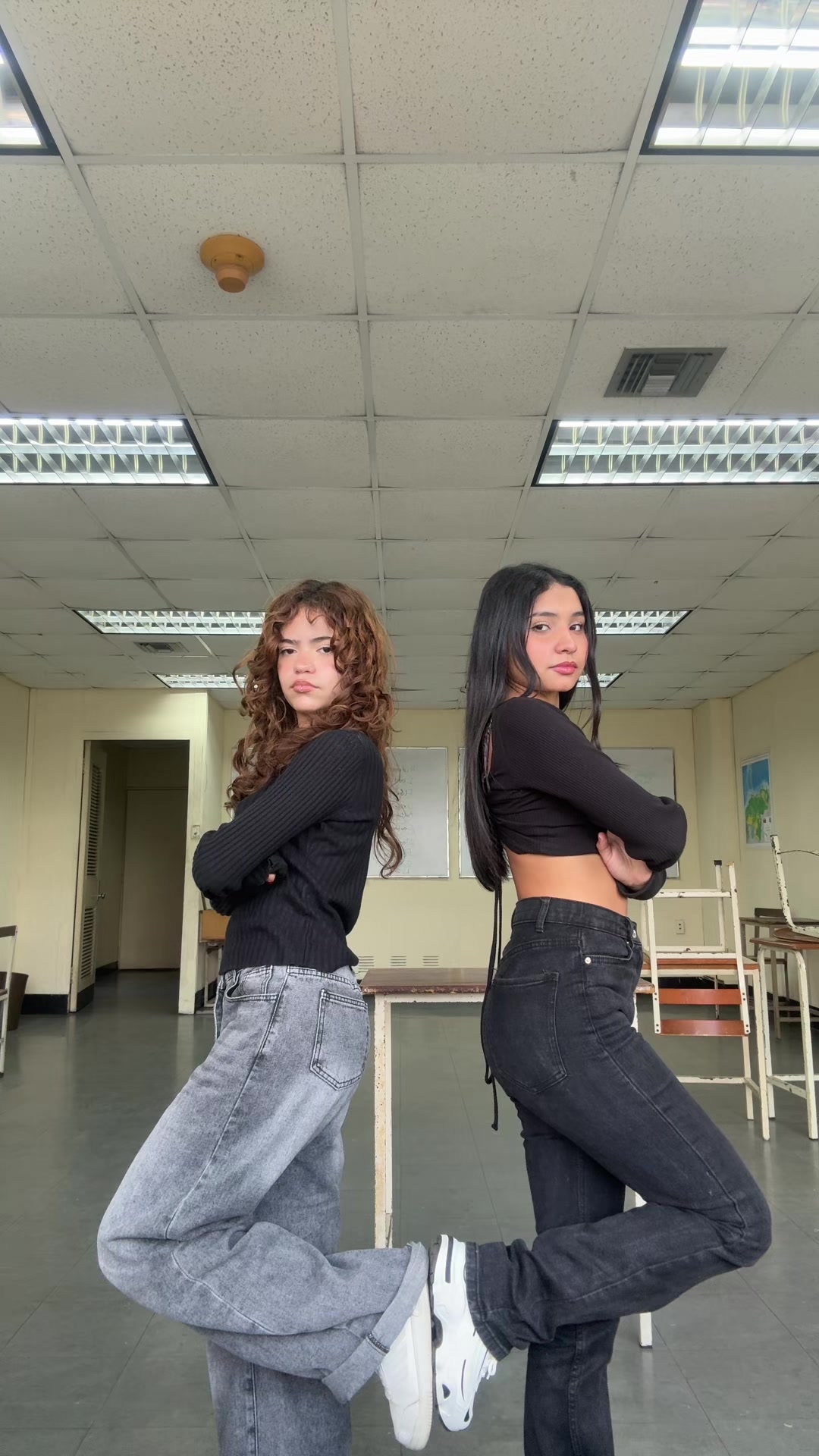 @alelust🦦🌻