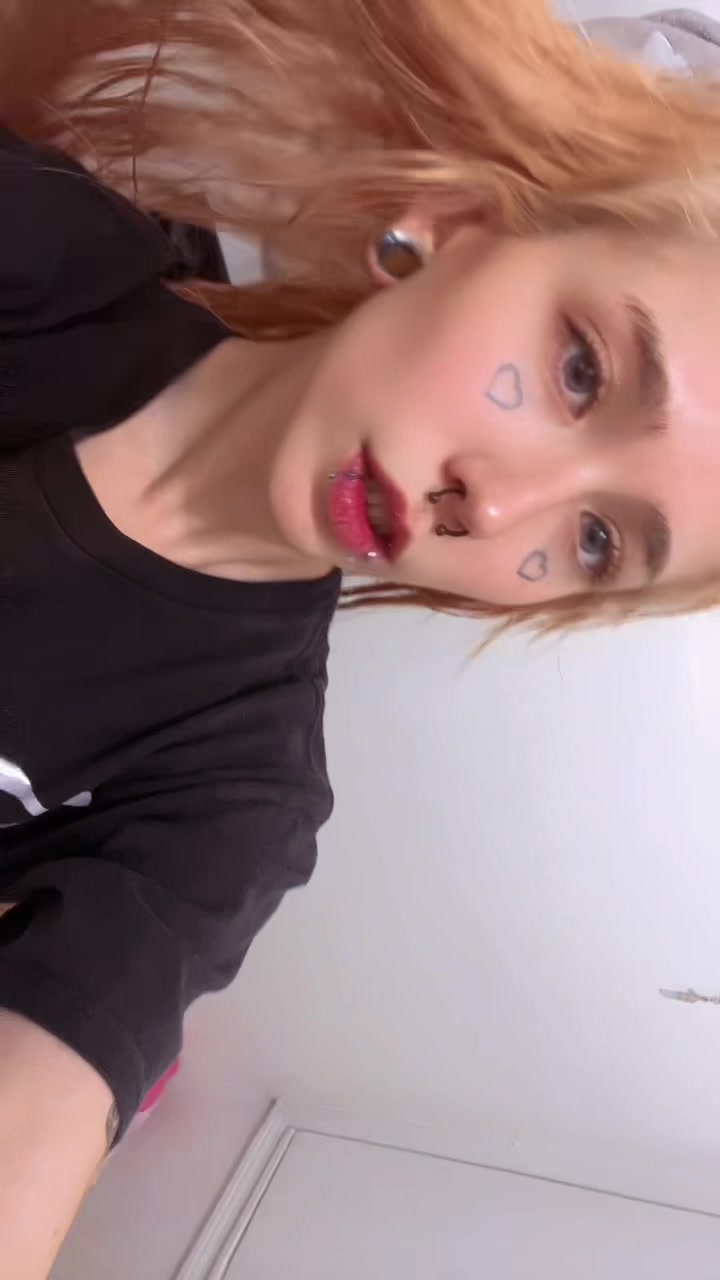 @Gothic Hippie