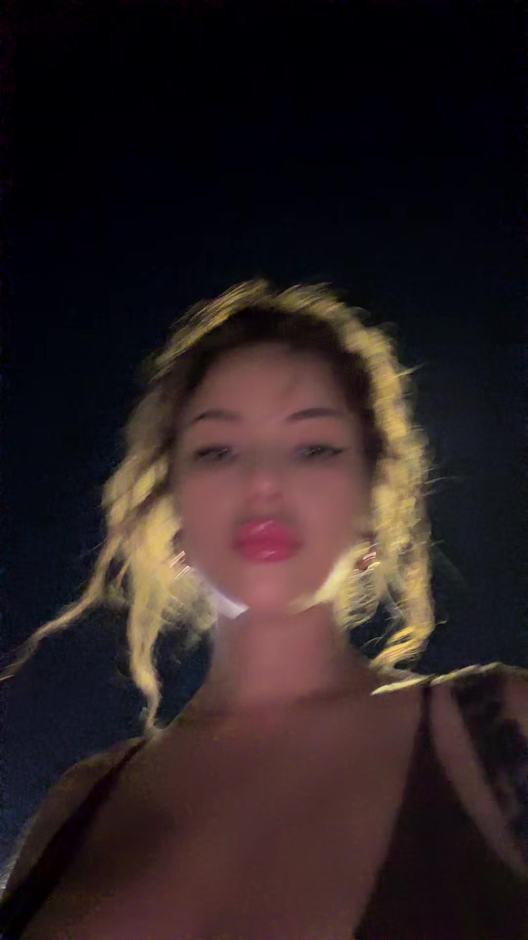 @Алона
