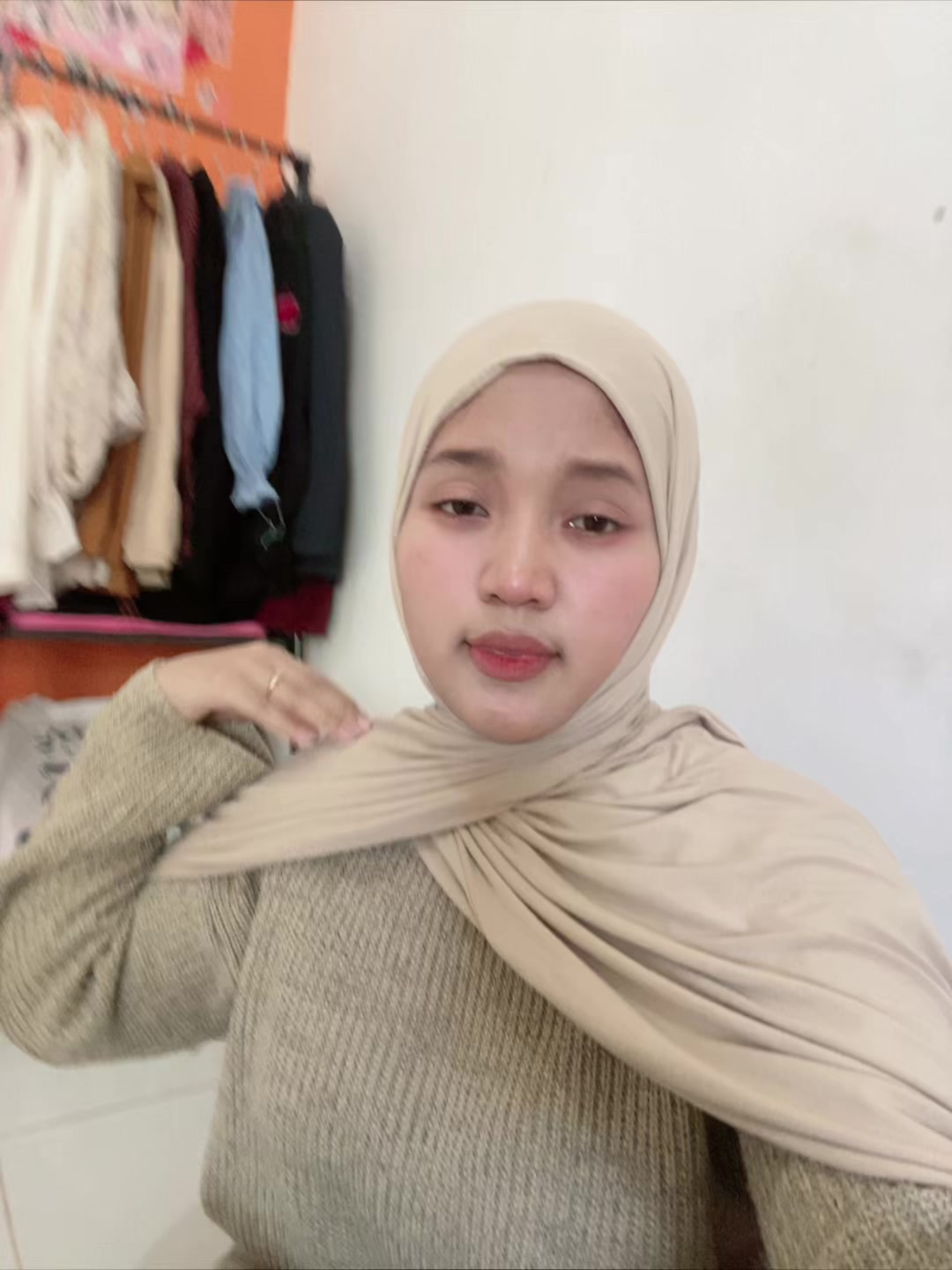 @Auraaa__