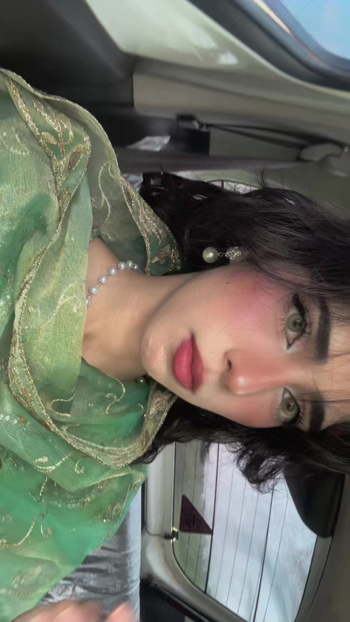 @Hana